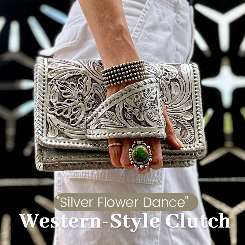 Clutch Elegante Dança da Flor Prateada: Estilo Western, Entalhes Artesanais, Design Exclusivo